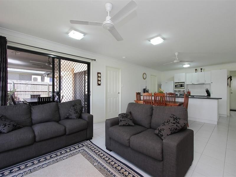 24 Debbiesue Drive, Mount Pleasant QLD 4740