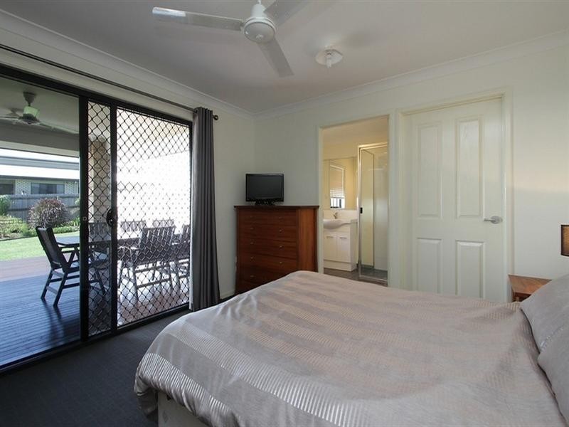 24 Debbiesue Drive, Mount Pleasant QLD 4740