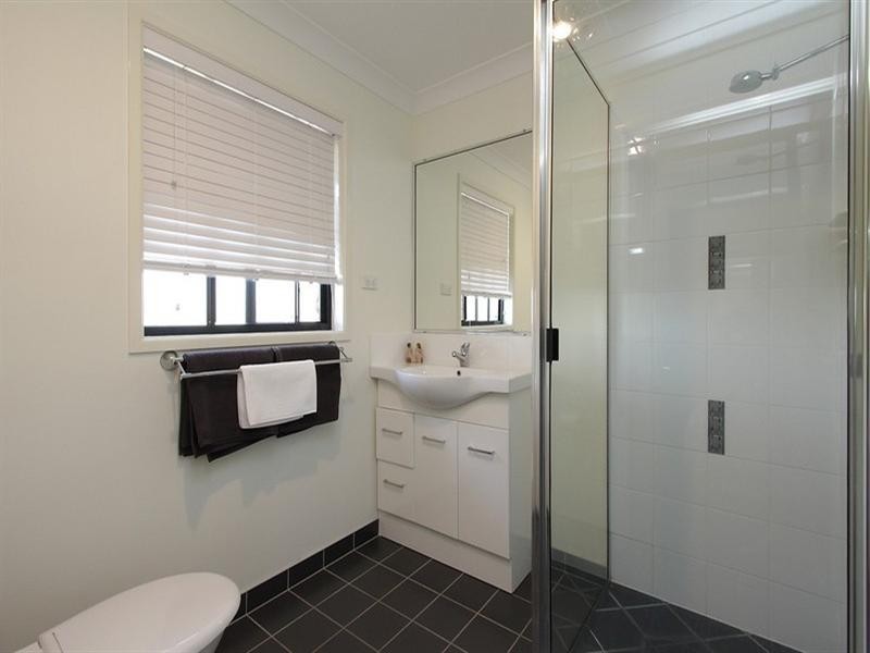 24 Debbiesue Drive, Mount Pleasant QLD 4740