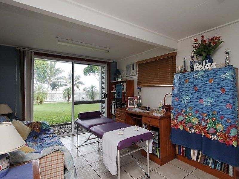 24 Binnington Esplanade, East Mackay QLD 4740