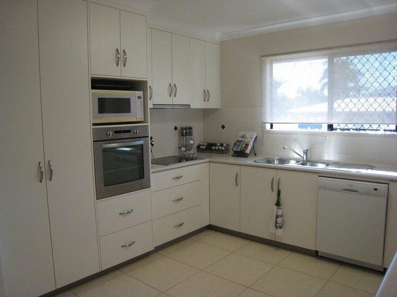 4 Beverley Street, East Mackay QLD 4740