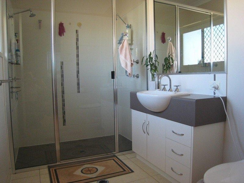 4 Beverley Street, East Mackay QLD 4740