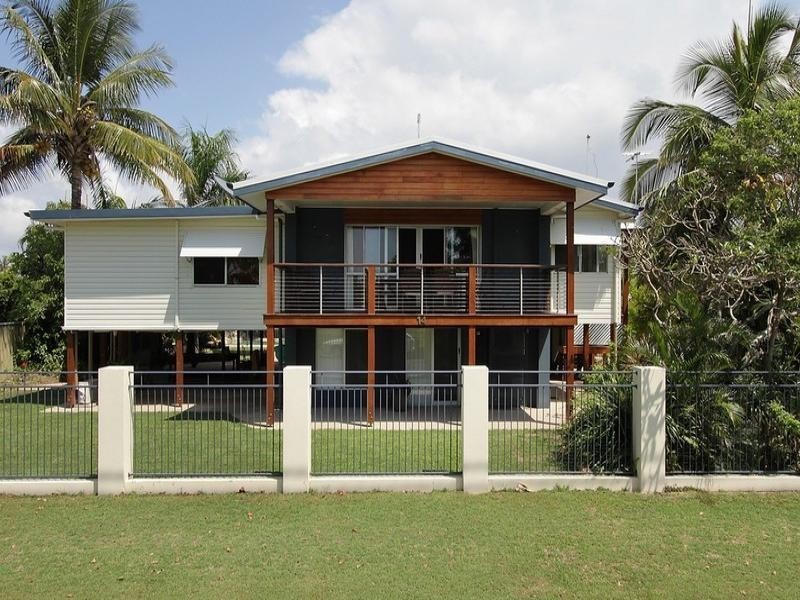 14 Binnington Esplanade, East Mackay QLD 4740