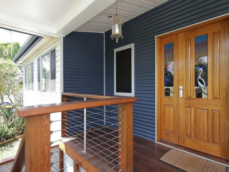 14 Binnington Esplanade, East Mackay QLD 4740