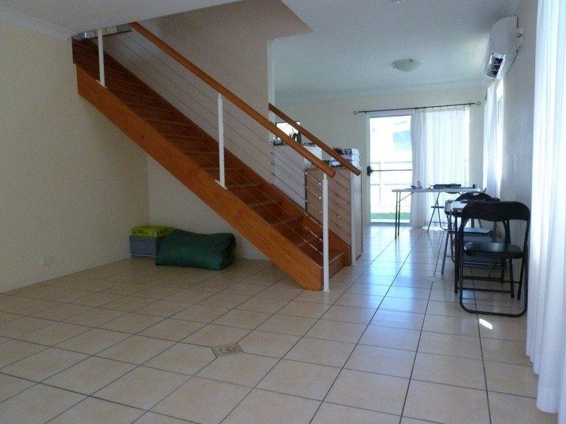 4/6 Megan Place, Mackay Harbour QLD 4740