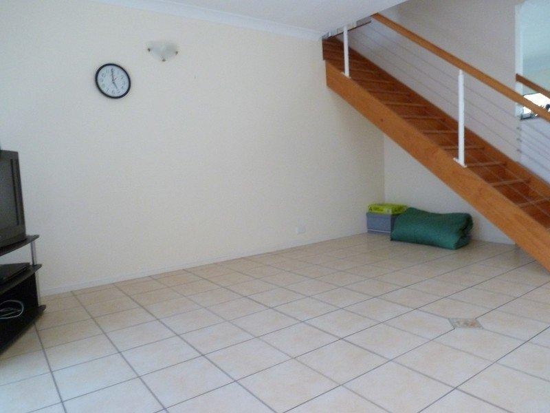 4/6 Megan Place, Mackay Harbour QLD 4740