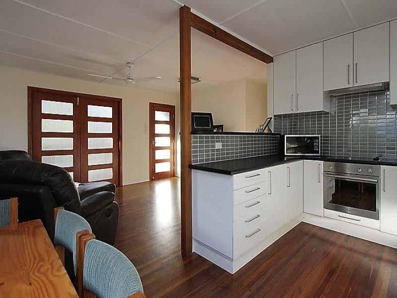 11 Manuel Street, North Mackay QLD 4740