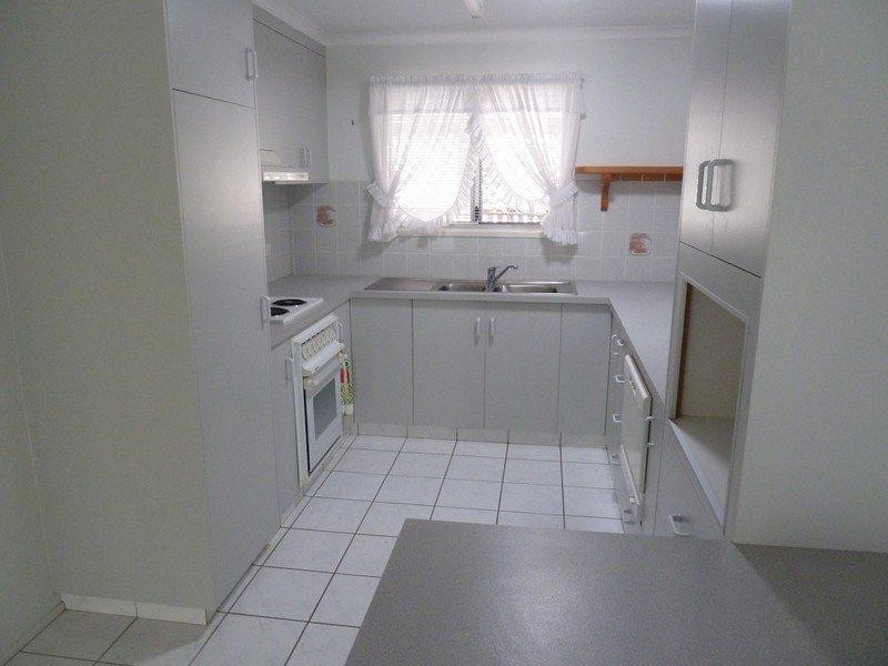 2/29 Creek Street, Walkerston QLD 4751