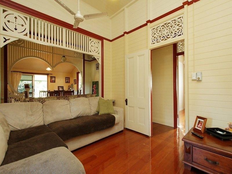 11 Park Street, East Mackay QLD 4740