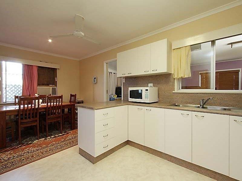 14 Peatey Street, Andergrove QLD 4740