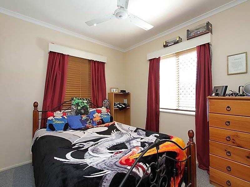 14 Peatey Street, Andergrove QLD 4740