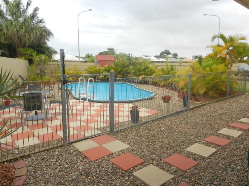 29 Caledonian Drive, Beaconsfield QLD 4740