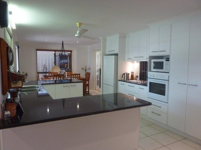 6 Hokins Court, Glenella QLD 4740