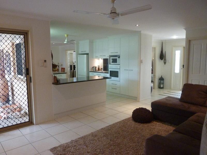 6 Hokins Court, Glenella QLD 4740