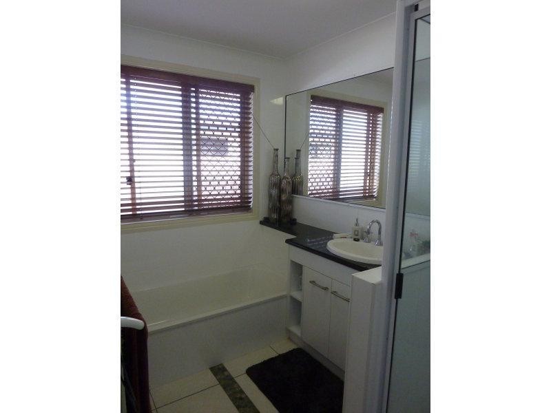 6 Hokins Court, Glenella QLD 4740