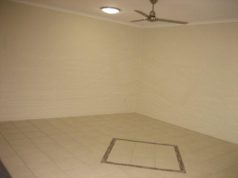 1/107 Shakespeare Street, Mackay QLD 4740