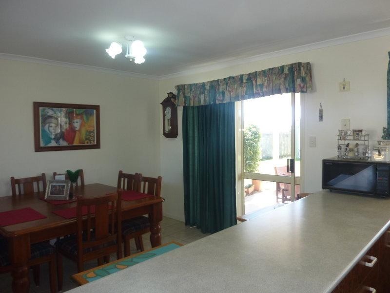 49 Caledonian Drive, Beaconsfield QLD 4740