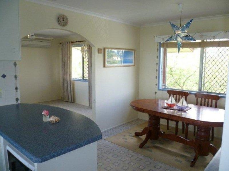 27 Downing Street, Ooralea QLD 4740