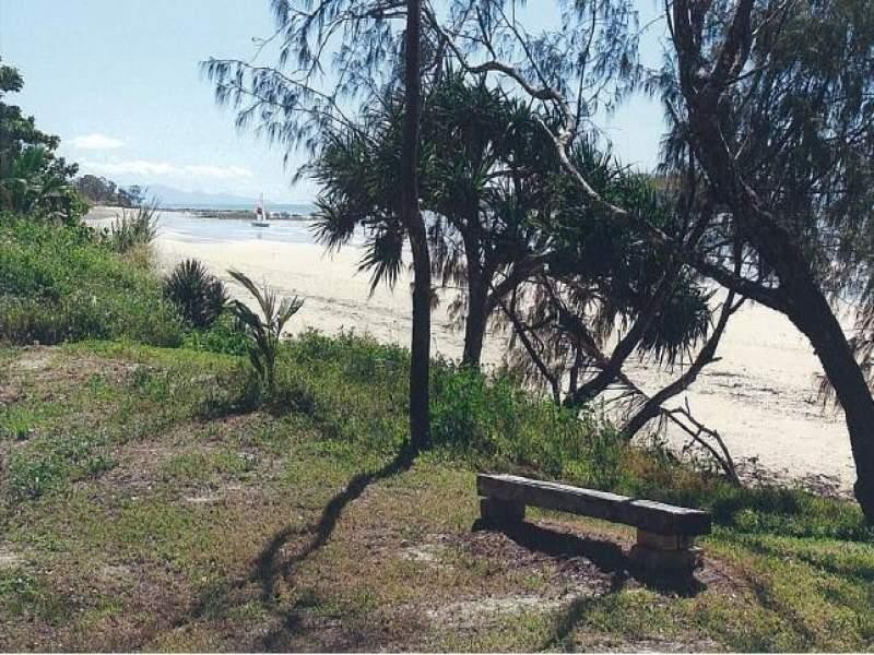 6 George Street, Seaforth QLD 4741