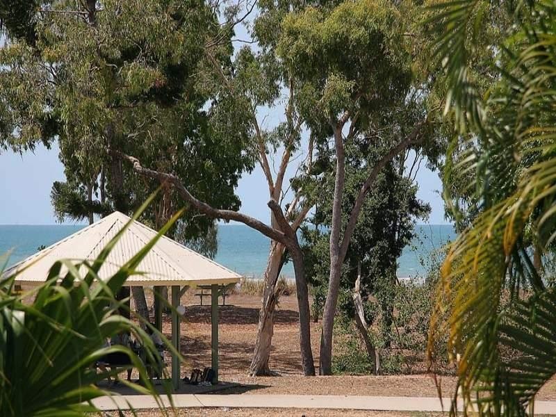 126 Waverley Street, Bucasia QLD 4750