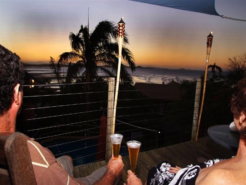 10 Hawk Street, Slade Point QLD 4740