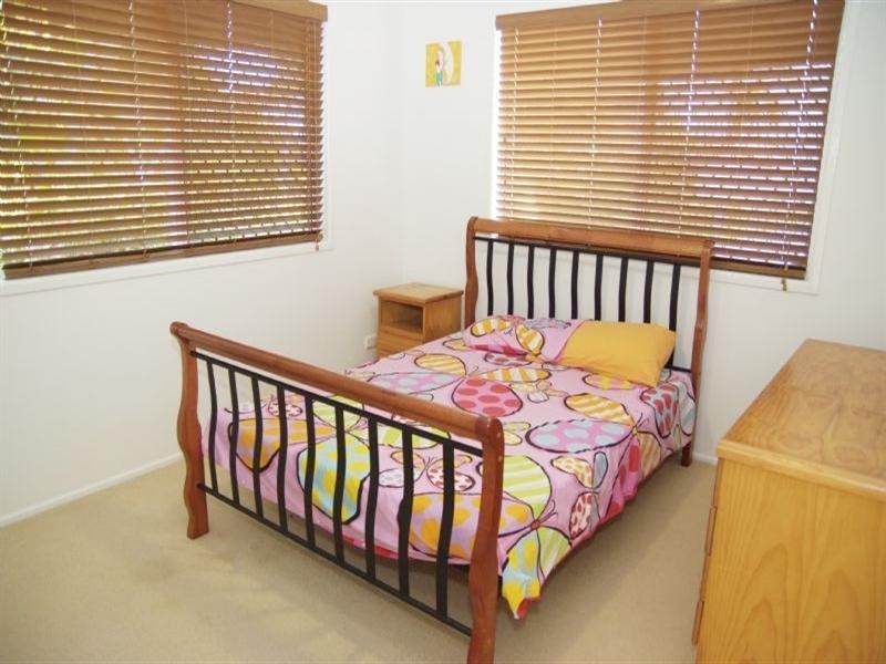 10 Hawk Street, Slade Point QLD 4740