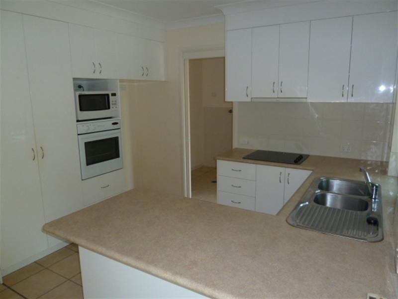 Unit 18/6 Megan Place, Mackay Harbour QLD 4740