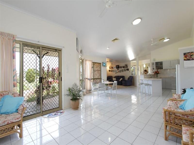 14 Charlmay Court, West Mackay QLD 4740