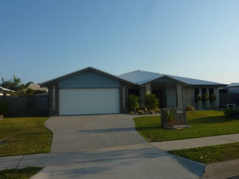 34 Gingham Street, Glenella QLD 4740