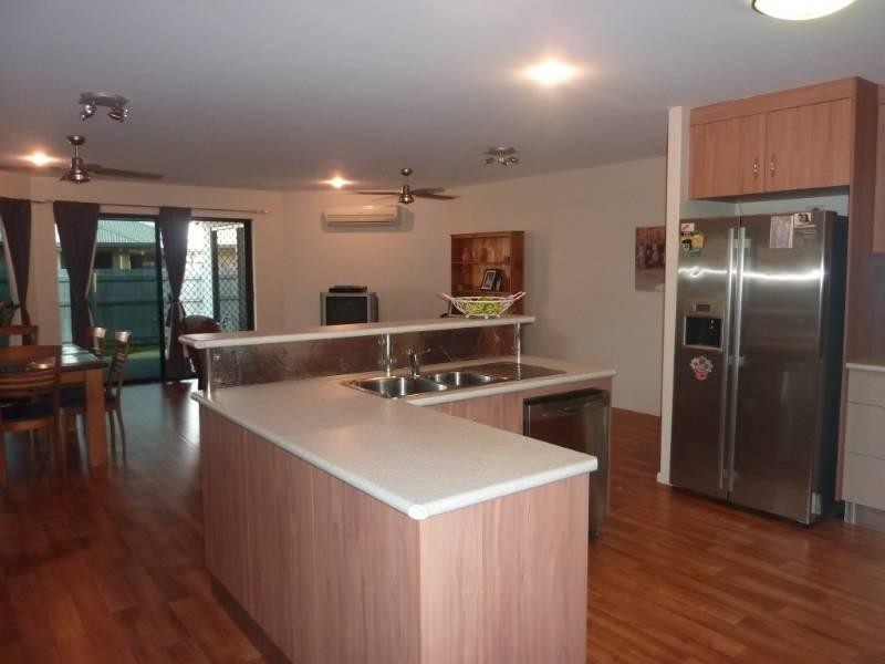 34 Gingham Street, Glenella QLD 4740