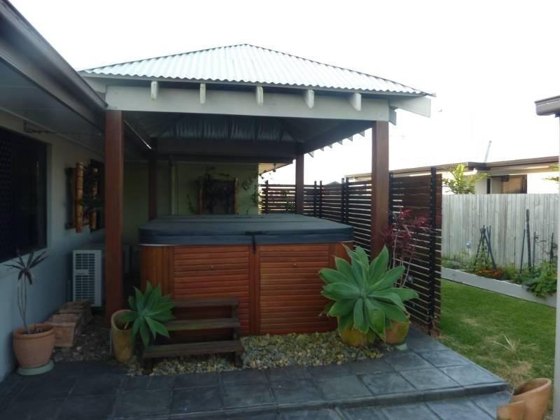 34 Gingham Street, Glenella QLD 4740