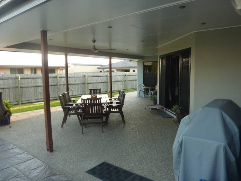 34 Gingham Street, Glenella QLD 4740