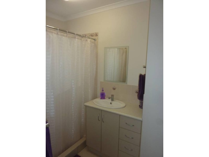 2/107 Shakespeare Street, Mackay QLD 4740