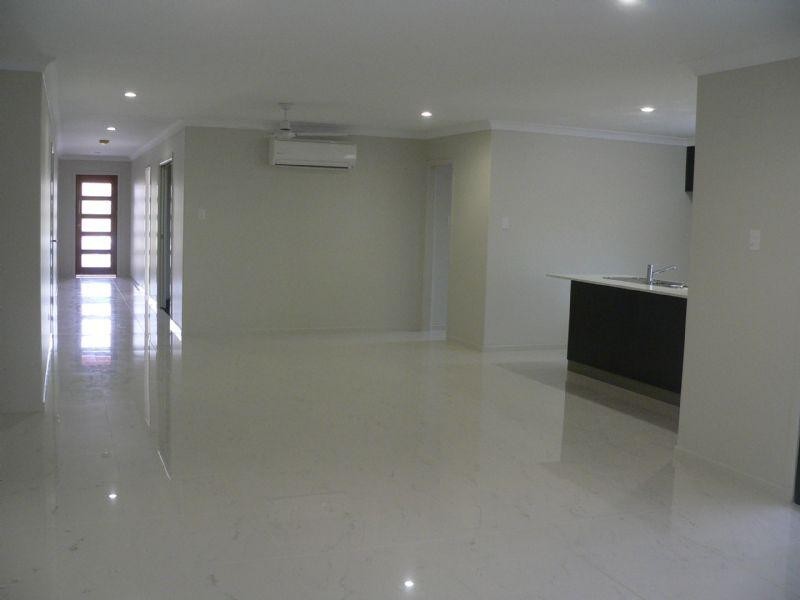 1 McIlwraith Way, Rural View QLD 4740