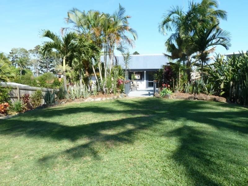 5 Mango Avenue, Eimeo QLD 4740