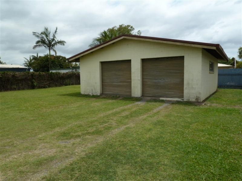 4 Raleigh Street, Ooralea QLD 4740