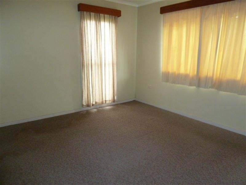 4 Raleigh Street, Ooralea QLD 4740