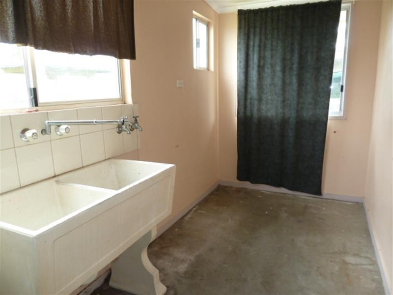 4 Raleigh Street, Ooralea QLD 4740