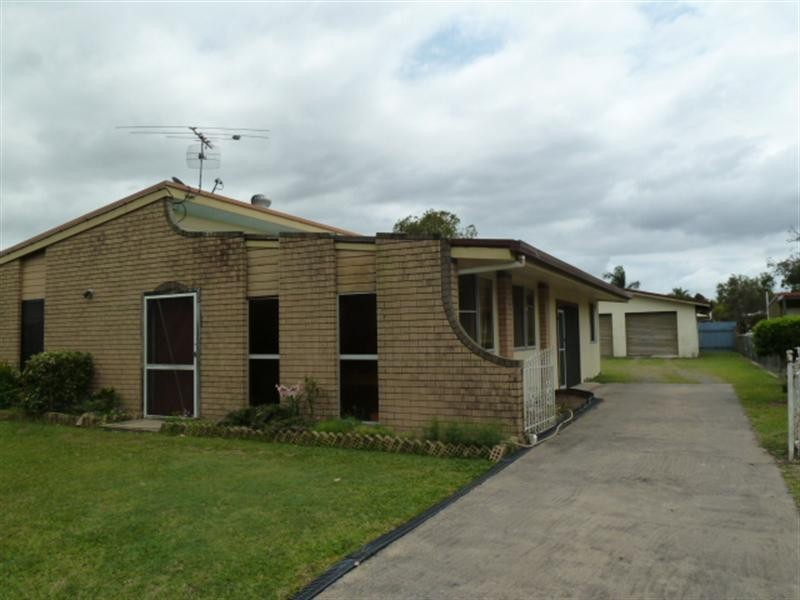 4 Raleigh Street, Ooralea QLD 4740