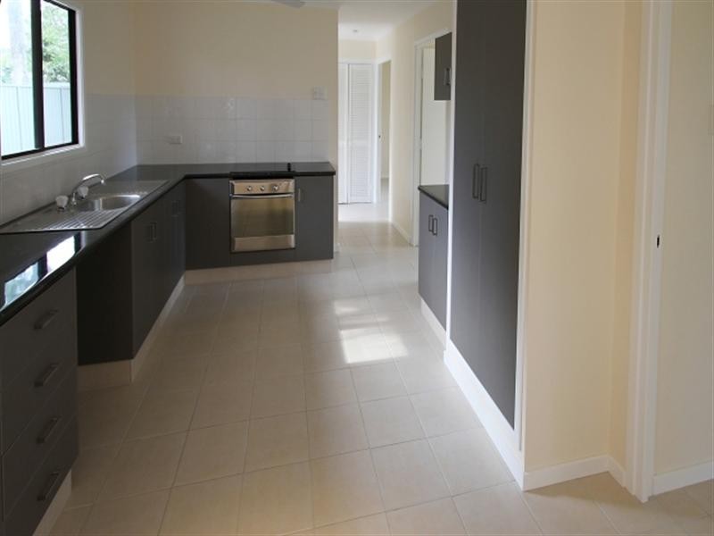 4 Campbell Street, Andergrove QLD 4740