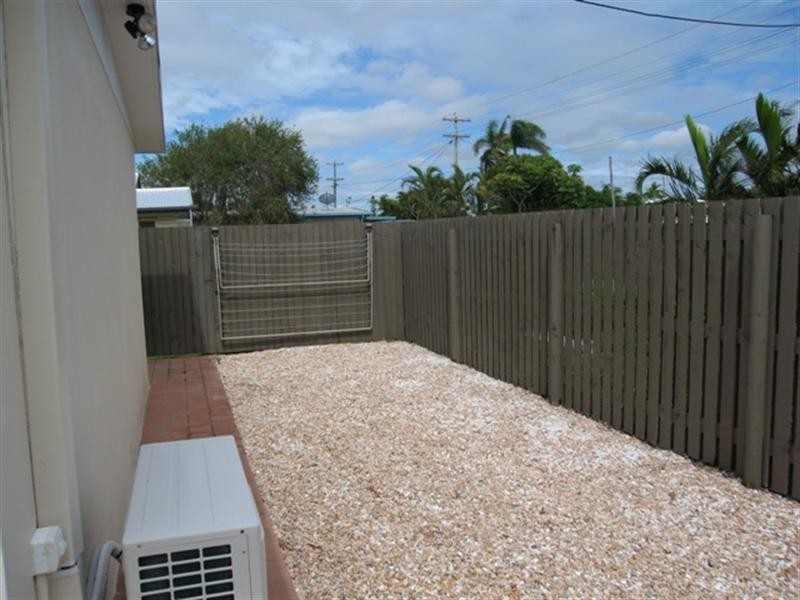 1/34 Canberra Street, North Mackay QLD 4740