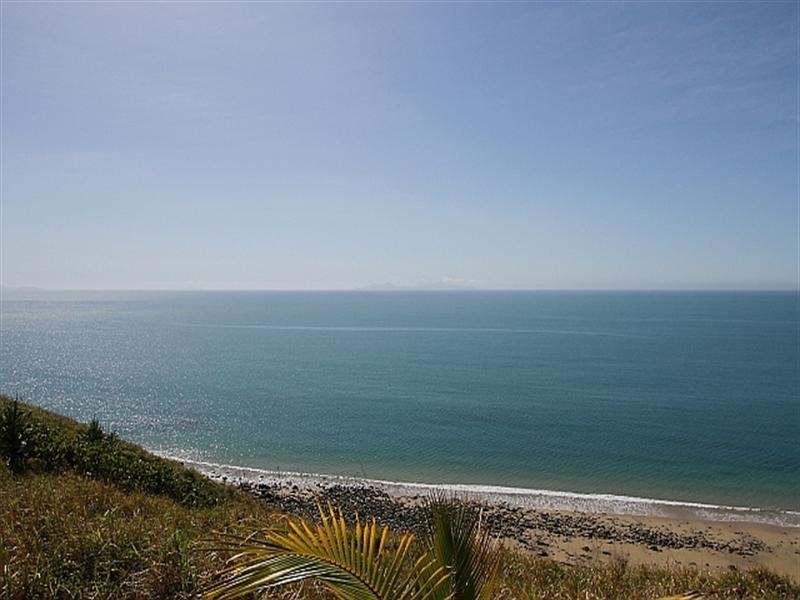 2/16 Ian Wood Drive, Dolphin Heads QLD 4740