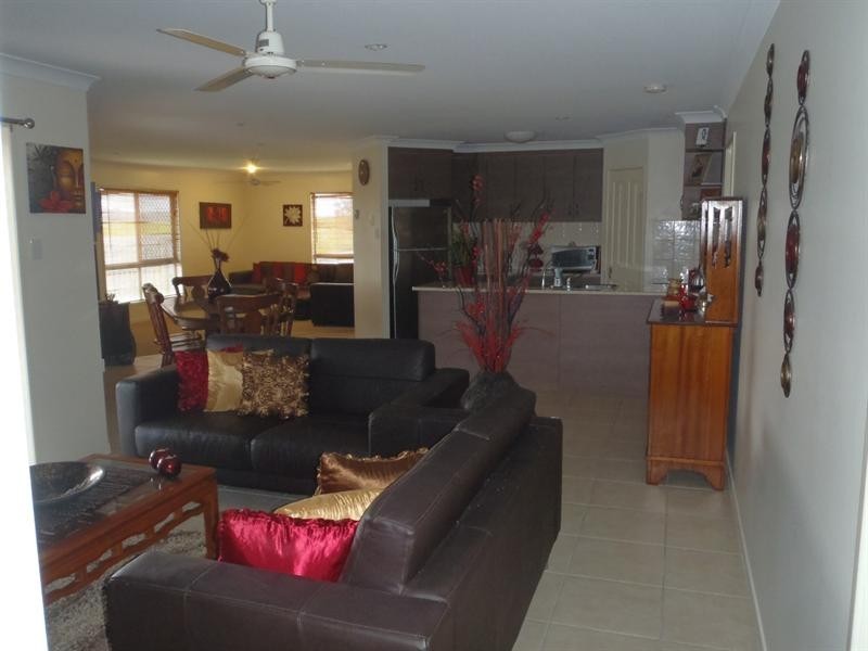 17 Cod Place, Andergrove QLD 4740