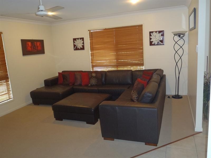 17 Cod Place, Andergrove QLD 4740