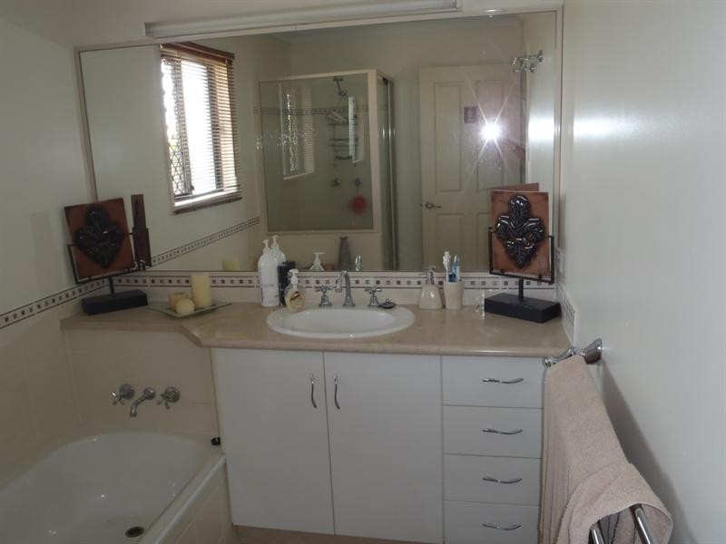 17 Cod Place, Andergrove QLD 4740