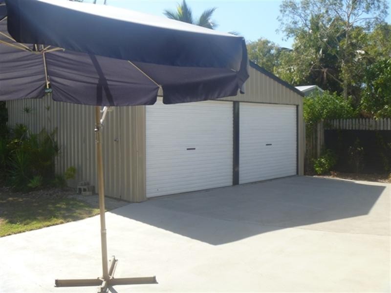 9 Blacksmith Street, Slade Point QLD 4740
