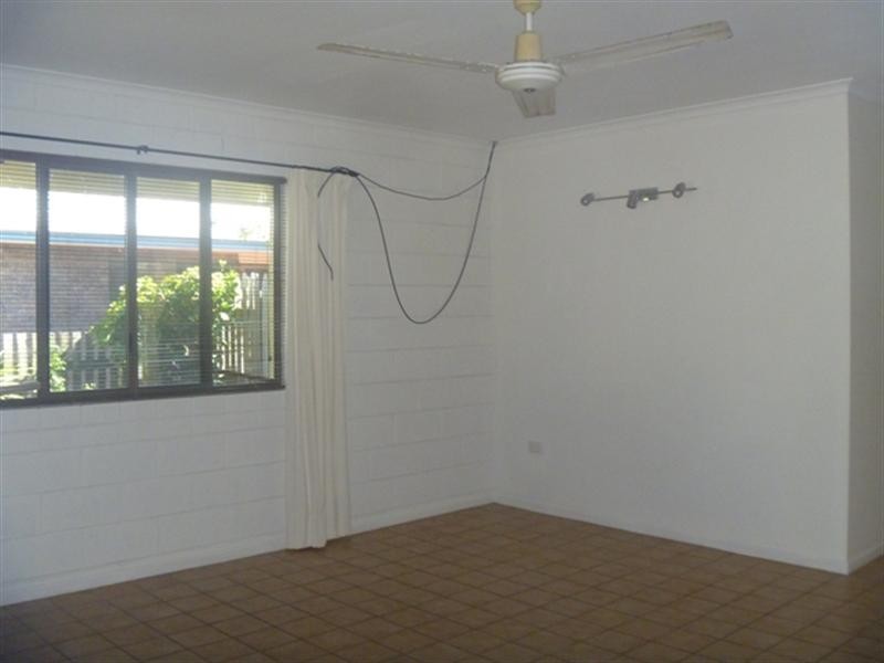 9 Blacksmith Street, Slade Point QLD 4740