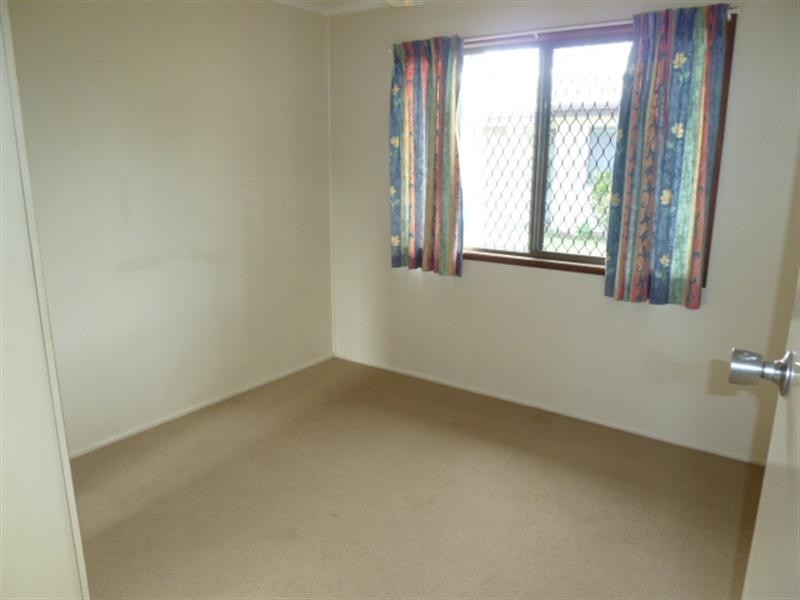 2/10 Trogolby Street, South Mackay QLD 4740