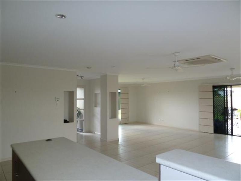 65 James Muscat, Walkerston QLD 4751