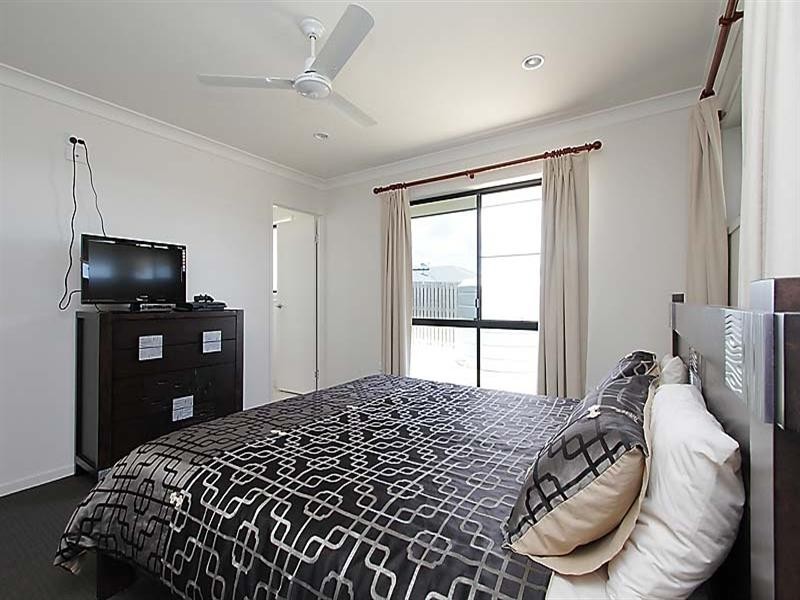 17 Stone Drive, Shoal Point QLD 4750